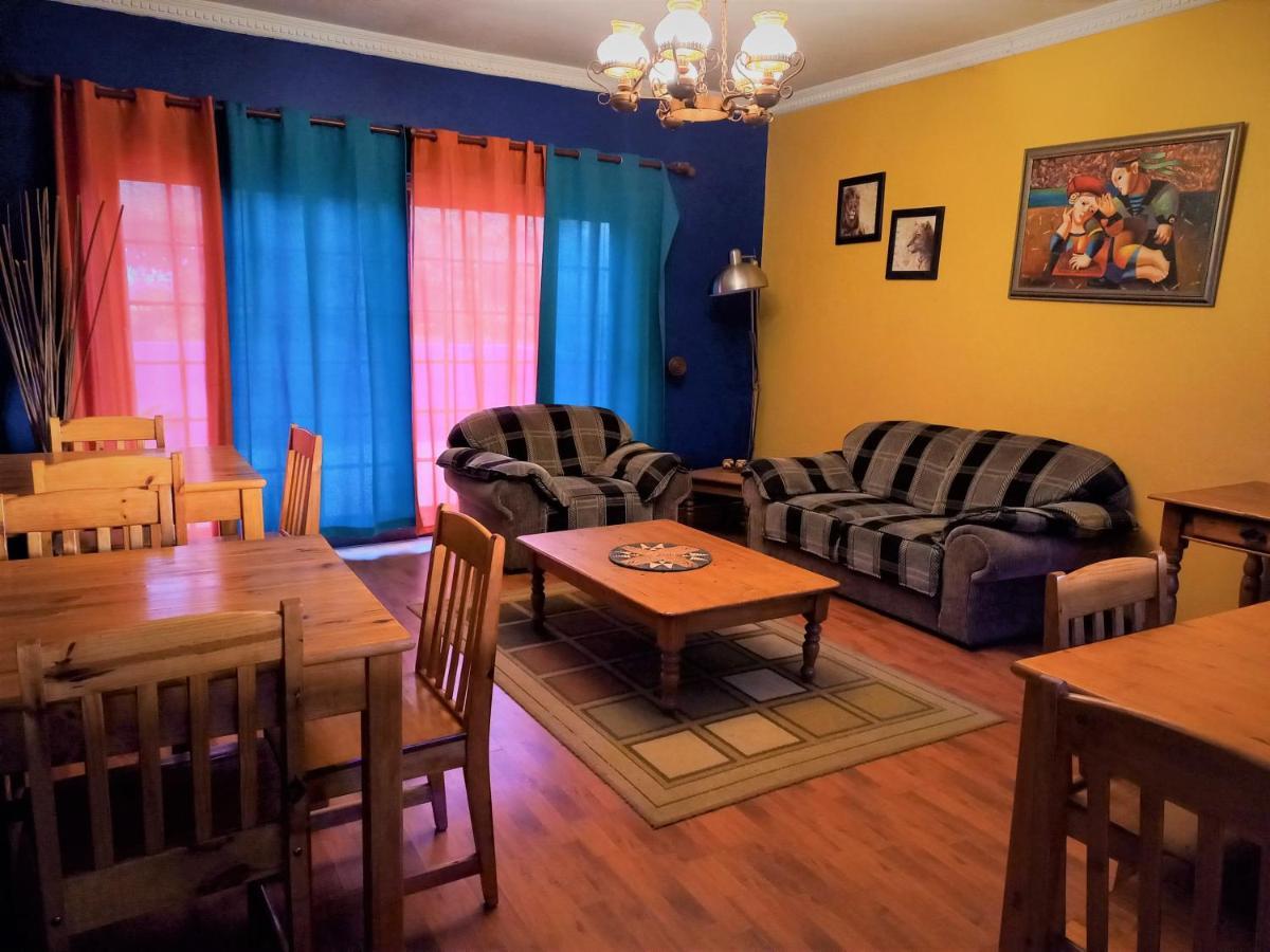 Backpackers Connection @ Jnb Airport Hostel Benoni Ngoại thất bức ảnh