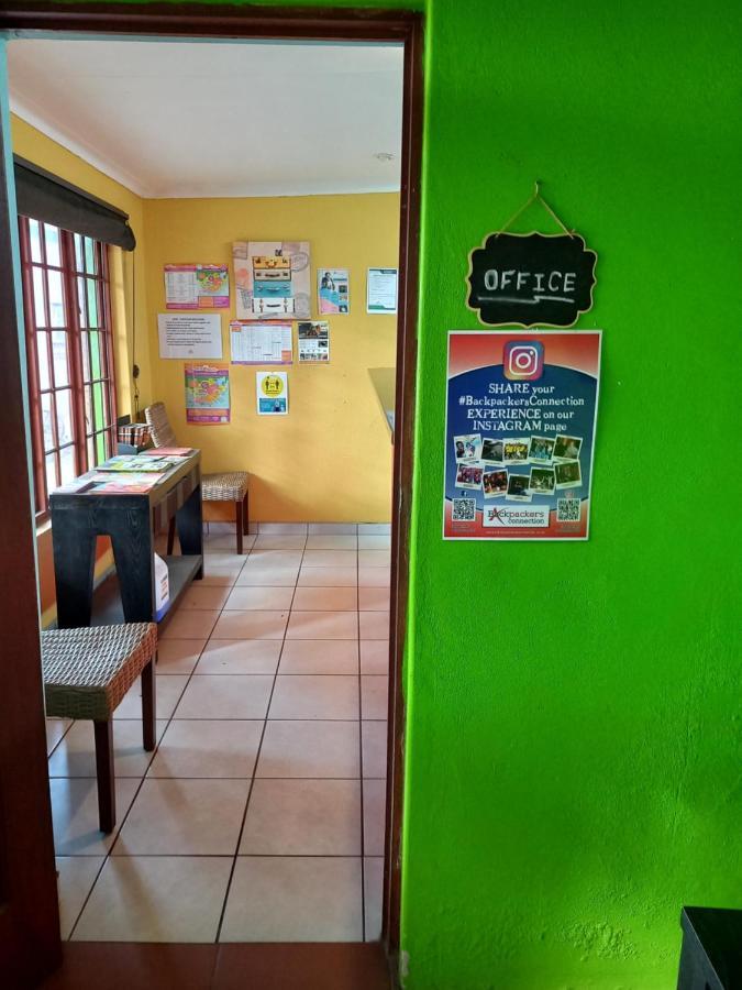 Backpackers Connection @ Jnb Airport Hostel Benoni Ngoại thất bức ảnh