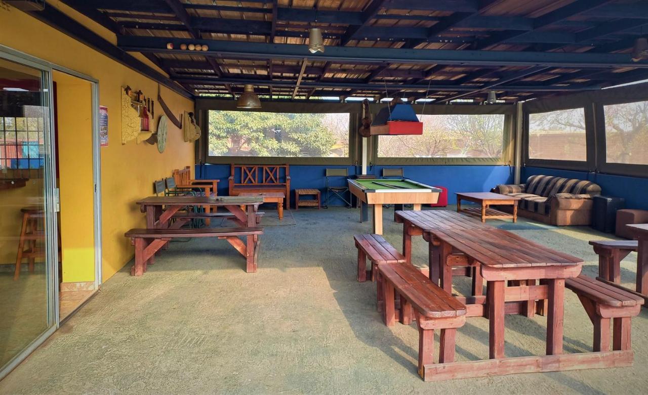 Backpackers Connection @ Jnb Airport Hostel Benoni Ngoại thất bức ảnh