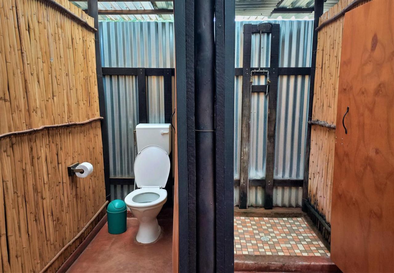 Backpackers Connection @ Jnb Airport Hostel Benoni Ngoại thất bức ảnh