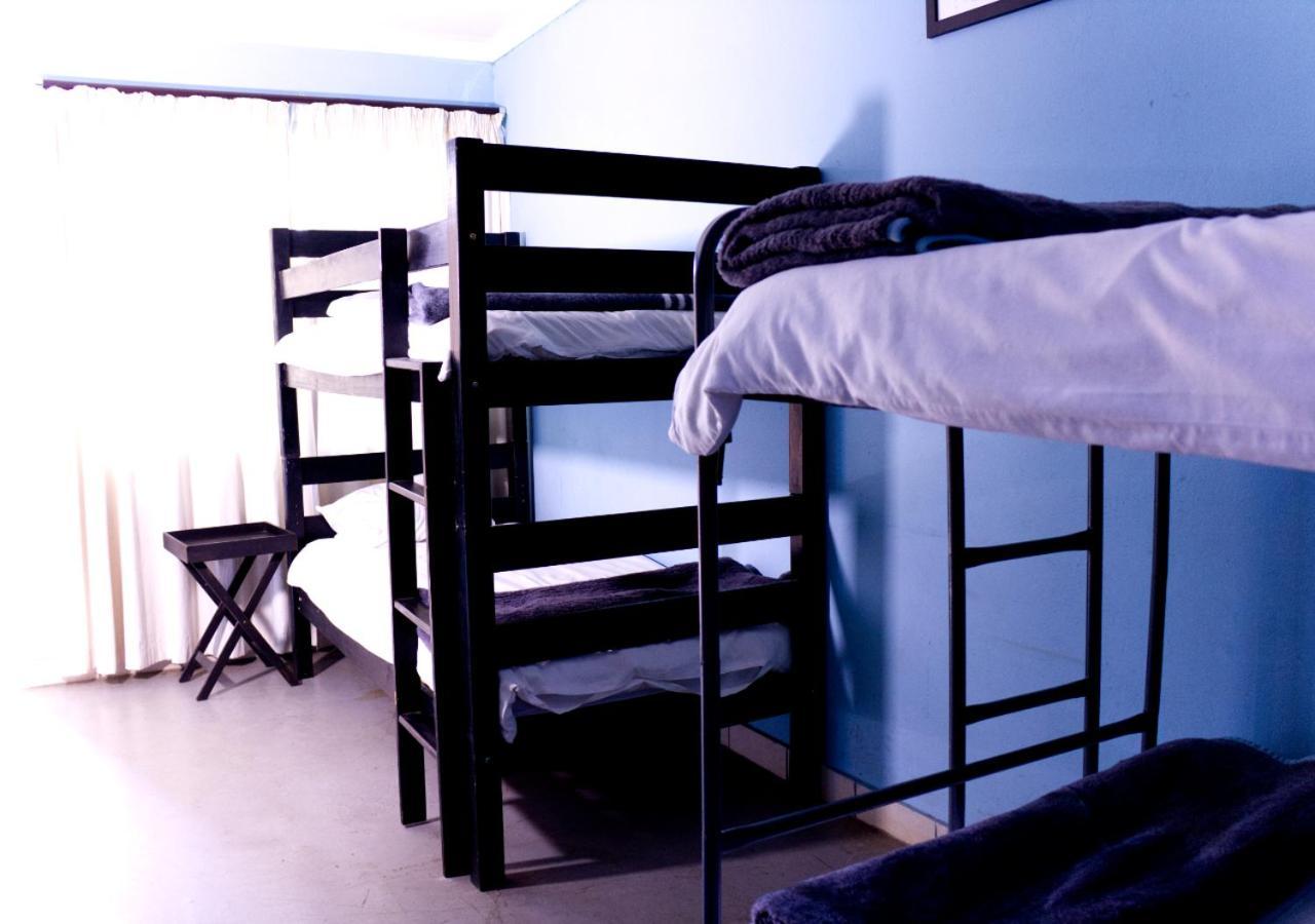 Backpackers Connection @ Jnb Airport Hostel Benoni Ngoại thất bức ảnh