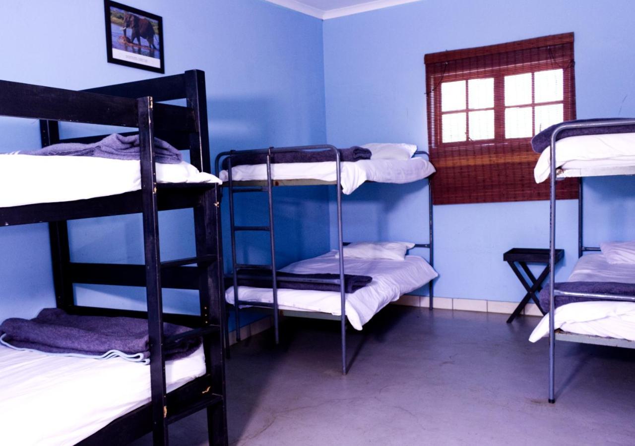 Backpackers Connection @ Jnb Airport Hostel Benoni Ngoại thất bức ảnh